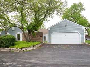 4 Pepperell On Asbury, Rolling Meadows, IL 60008