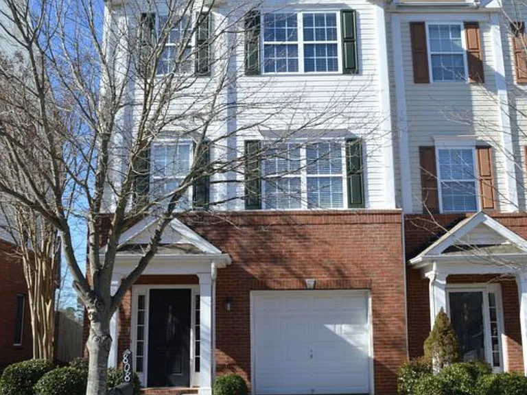 808 Giverny Ct #808 — Photo 1