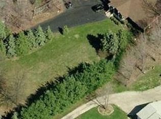 9703 Mentor Rd, Chardon, OH 44024