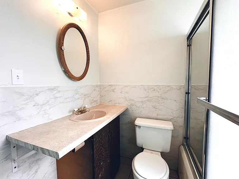 1333 N Main St — Photo 13