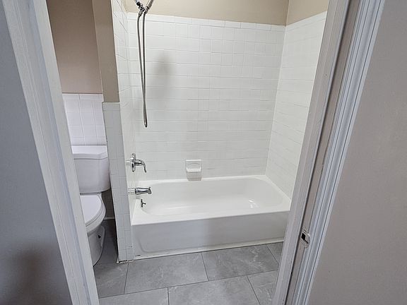 4th image of 2938 W Susquehanna Ave #1