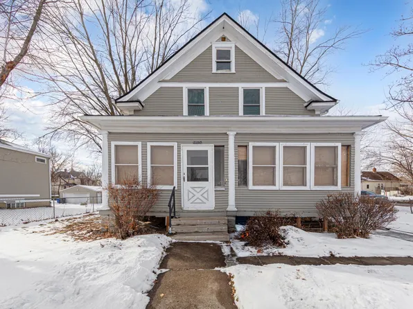 1195 Edgerton St, Saint Paul, MN 55130