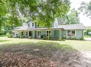 2119 Shady Oaks Dr, Valrico, FL 33594