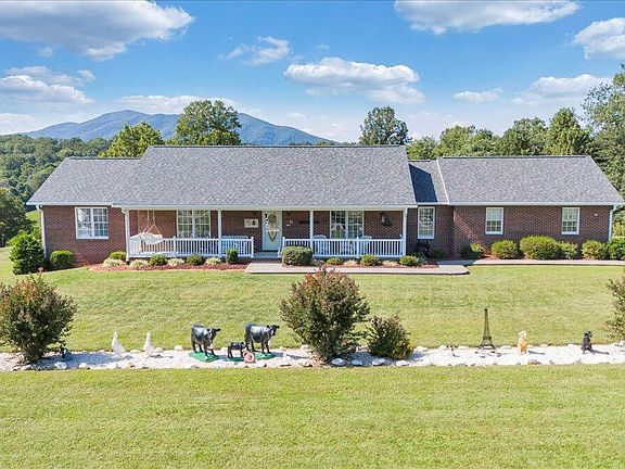 2nd image of 3991 Green Level Rd