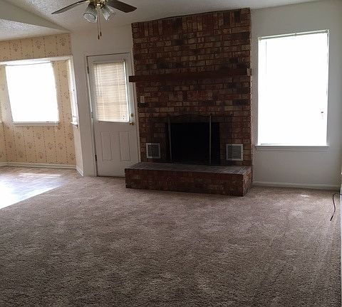 2nd image of 118 Bridle Dr