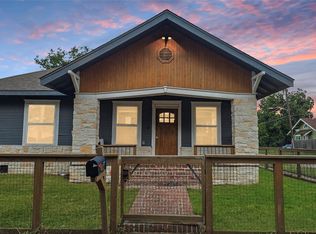 402 Hunt St, Houston, TX 77003