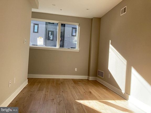 4th image of 2605 Annin St #1