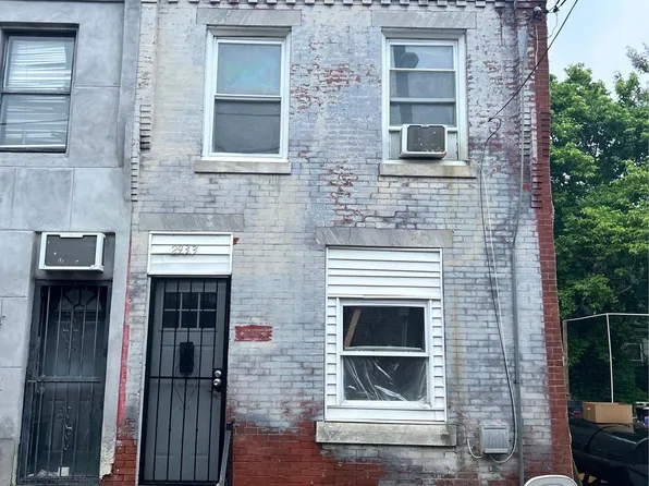 2933 W Clementine St, Philadelphia, PA 19132