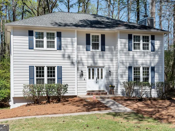 1069 Colony Cir, Marietta, GA 30068