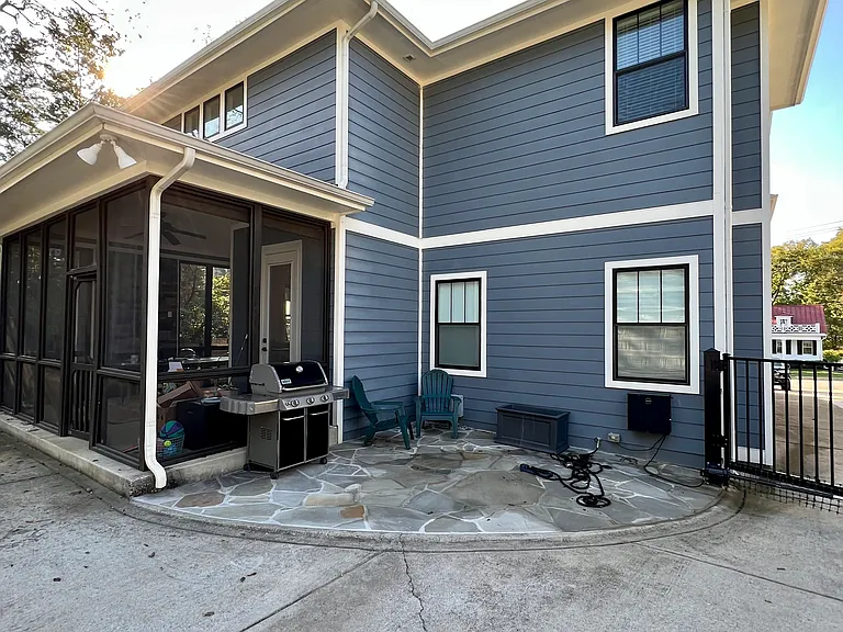 2526 Ashwood Ave — Photo 14