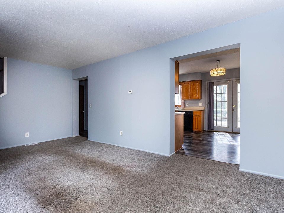 13281 Lake Point Blvd, photo 9