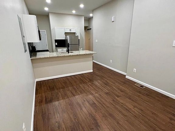 2nd image of 3904 Aspen St Unit 1