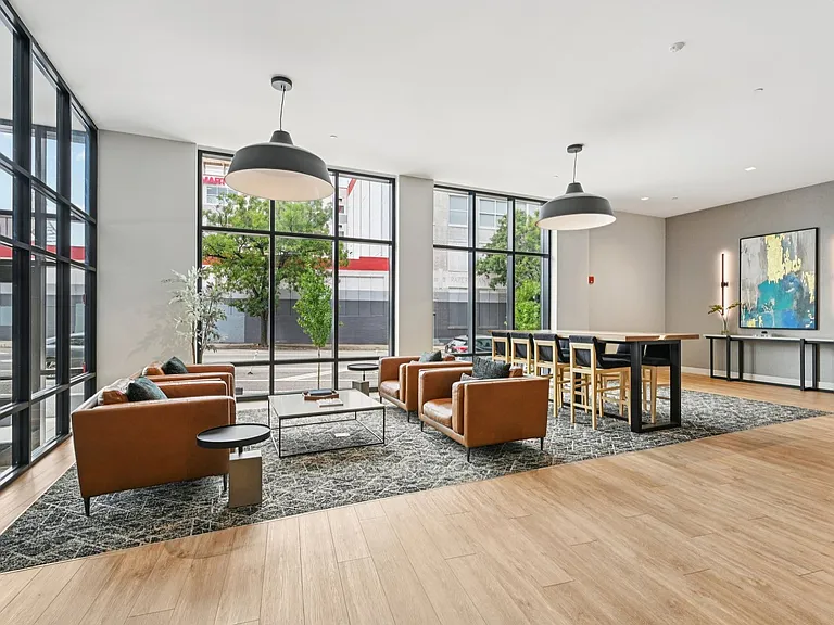 The Keystone Apartments — Photo 9