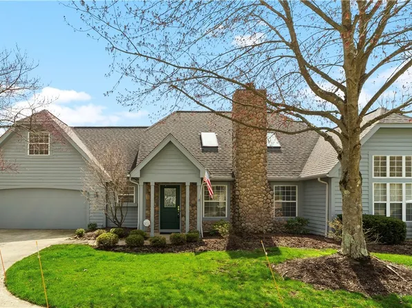10070 Glen Eagle Ln, Twinsburg, OH 44087