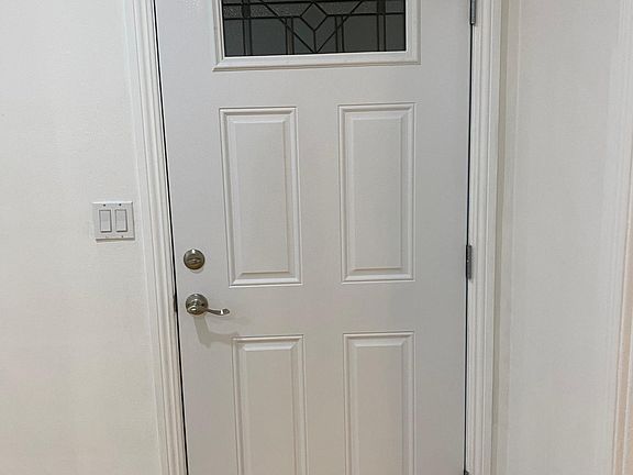 3rd image of 229 N Belmont St APT C