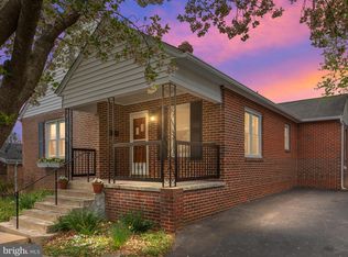 213 Molden Dr, Winchester, VA 22601