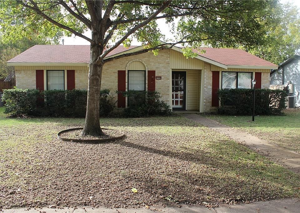 1st image of 12208 Squire Dr