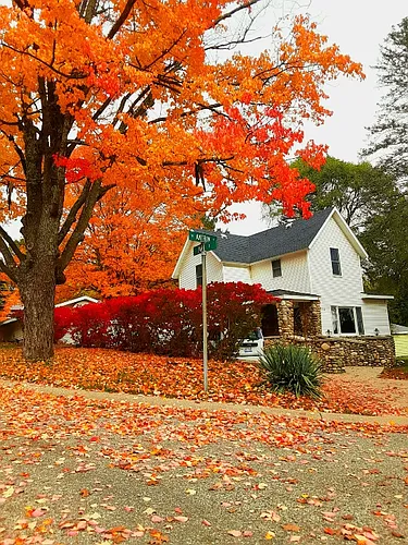 111 W Antrim St Photo 1