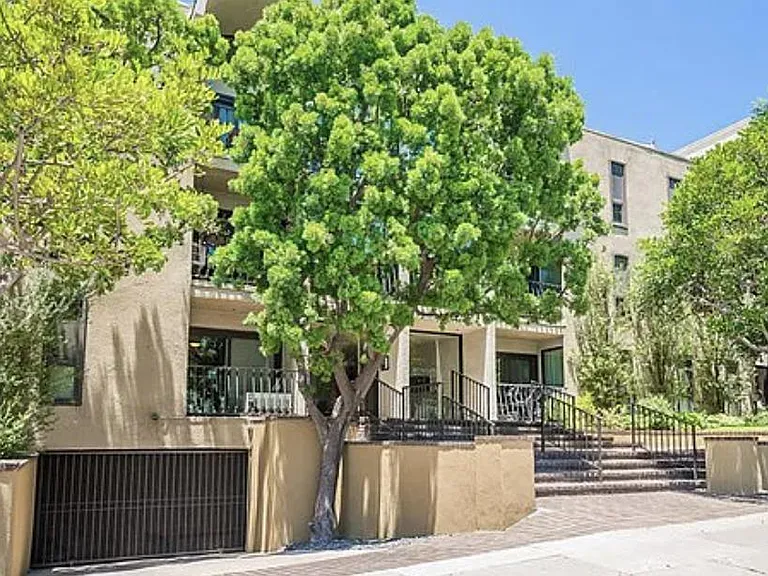 11789 Montana Ave #7 — Photo 15