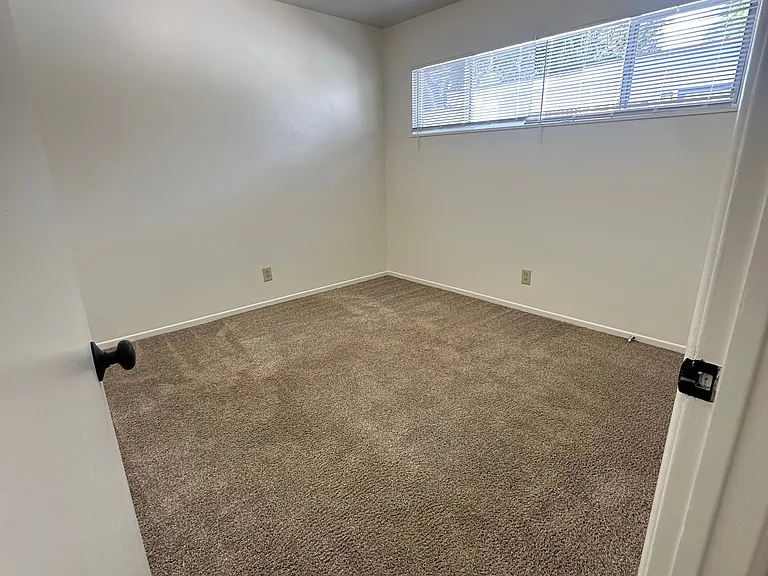 111 W Locust Ave #111 — Photo 10