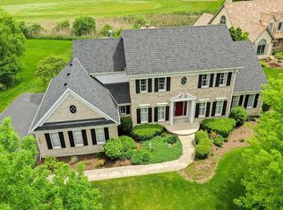 7029 Lauren Ct, Gurnee, IL 60031