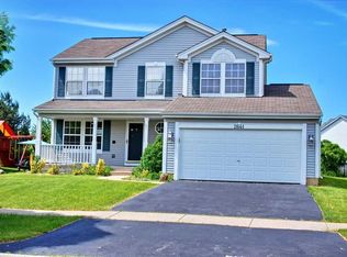 2641 Waterford Ln, Lake In The Hills, IL 60156