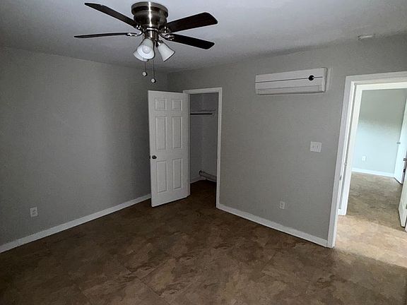 3rd image of 1111 Crawford St #C1