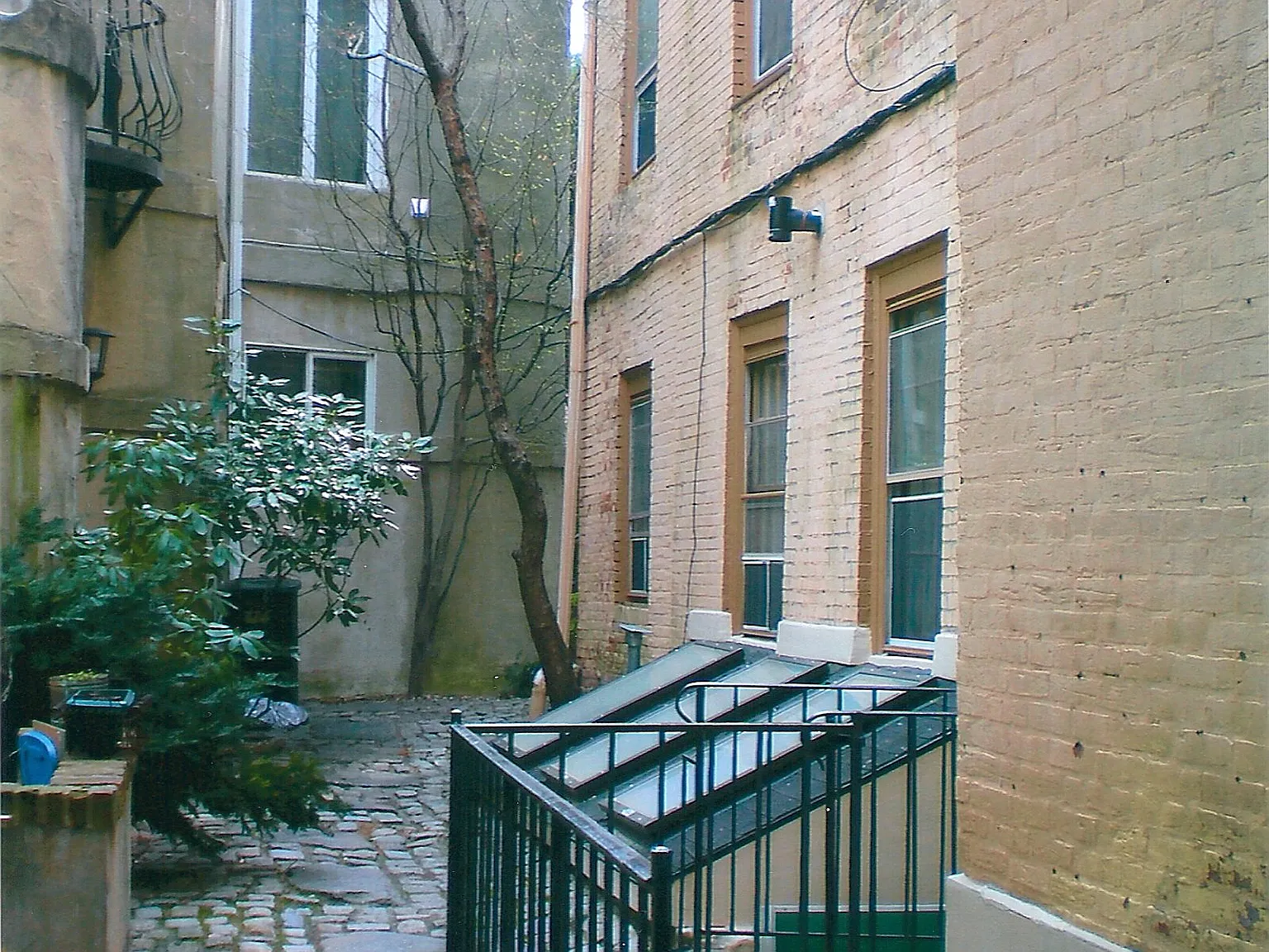 1 bed, 600 sqft, $1,620 — Photo 3