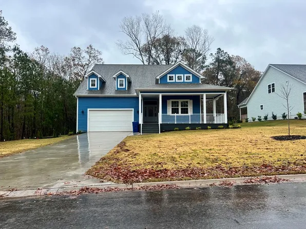 114 Portland Cir, Greenwood, SC 29649