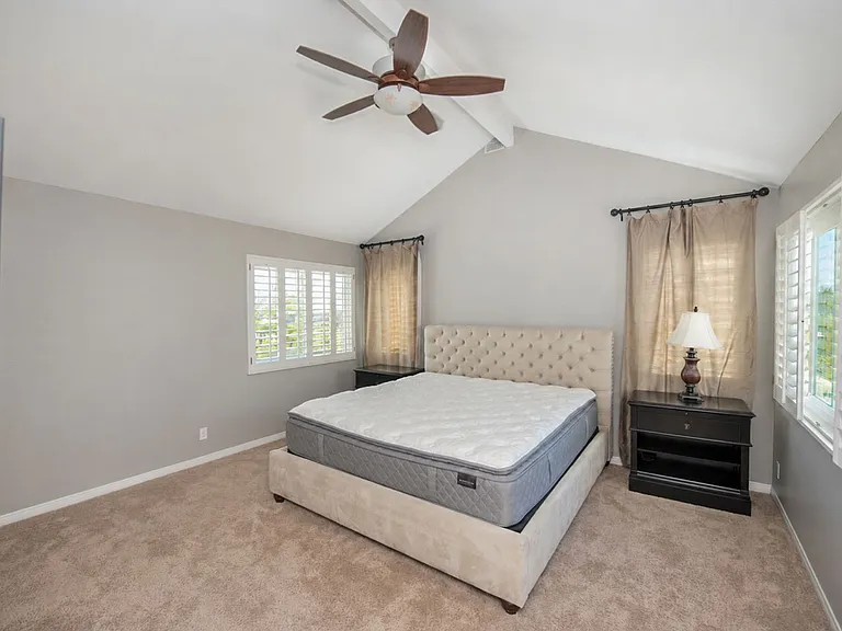 2406 La Mesa Ct — Photo 24