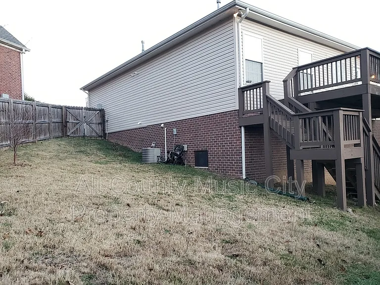 905 Weatherside Ct — Photo 24