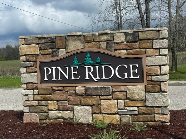 1413 Pineridge Dr, Mount Pleasant, MI 48858