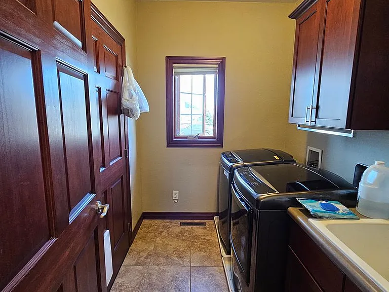 4144 Augusta Dr — Photo 26