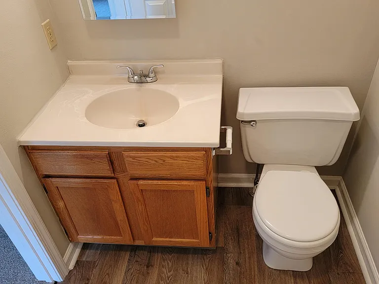 63 Hilldale Dr — Photo 14