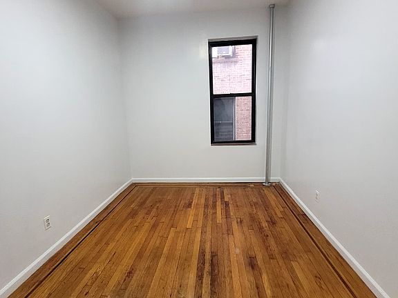 5th image of 630 W 172nd St #32