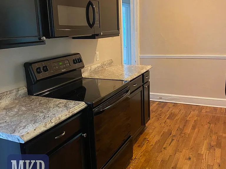 2742 Lansing Dr SW — Photo 4