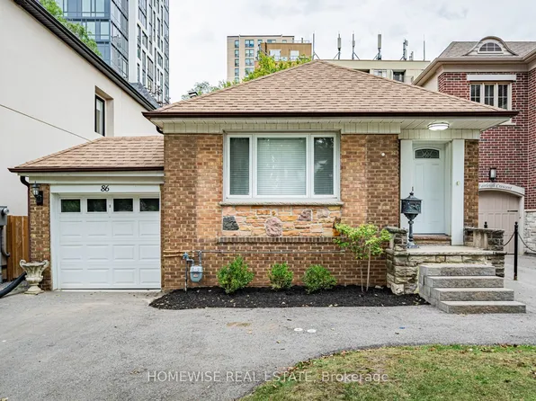 86 Fairleigh Cres, Toronto, ON M6C 3R9