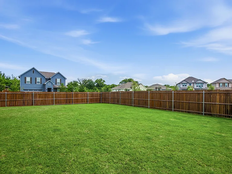 1501 Woodpecker St — Photo 30
