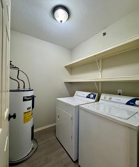 944 N Storer Ave #18 — Photo 7