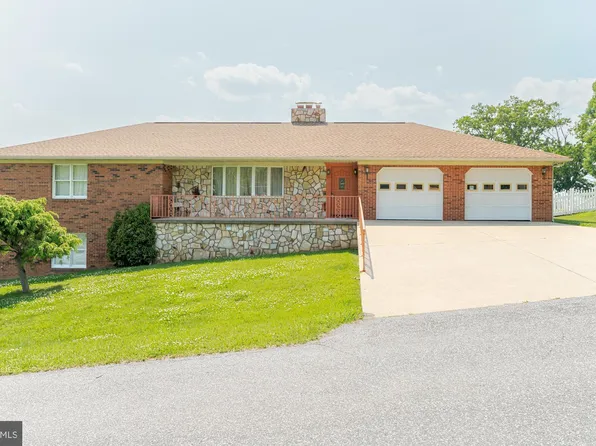 501 Davis Ave, Elkton, VA 22827