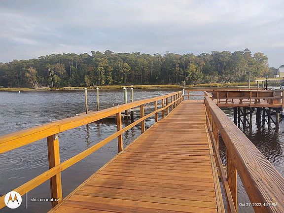 Community dock