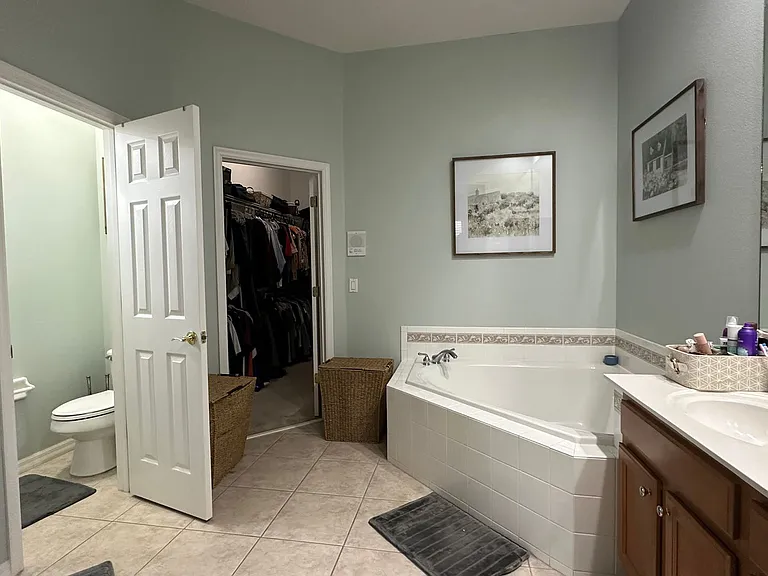 1185 Pallister Ln — Photo 10