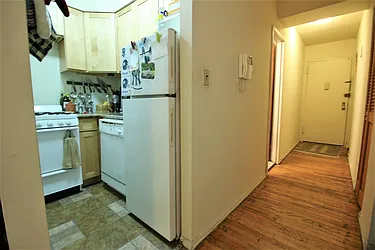 Rented by City Connections Realty