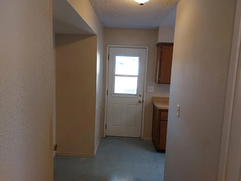 32234 Miller St — Photo 23
