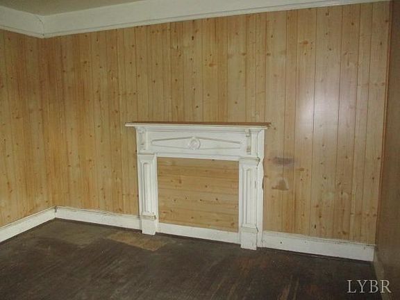 2nd image of 1211 Garfield Ave