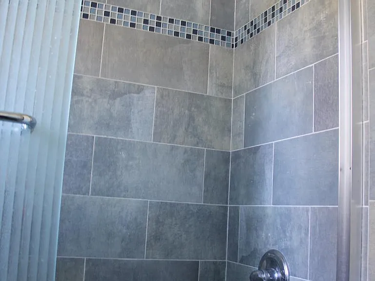 8548 J R Manor Dr — Photo 6