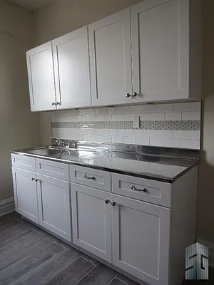 Rented by Skyline Group Real Estate | media 19