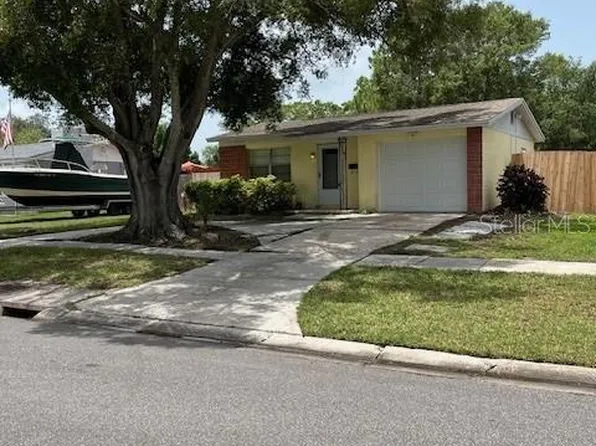 9800 61st Way N, Pinellas Park, FL 33782