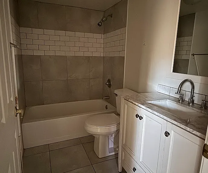 624 W Pinkley Ave #C — Photo 7