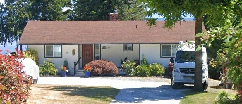 1st image of 757 Hawthorne Lane